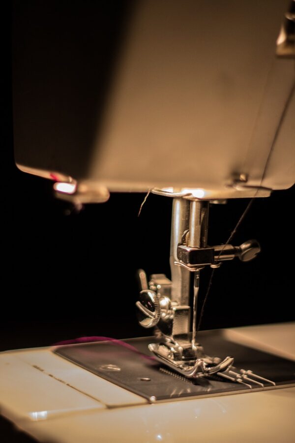 sew, sewing machine, sewing room-3985558.jpg